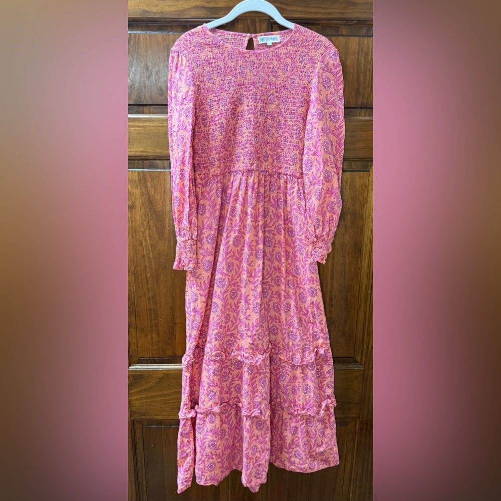 Elegant Pink Paisley Maxi Dress